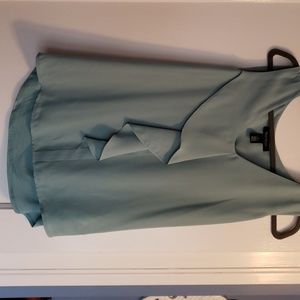 White house black market flowy top